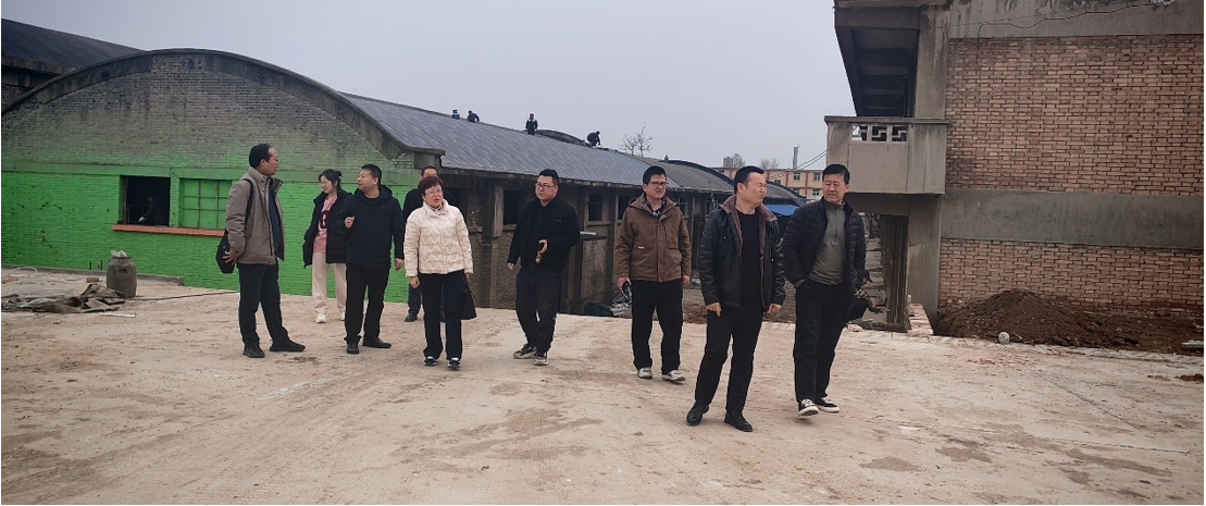 受咸阳明德职业学校邀请，秦商乡村工委会携手陕西职业技术学院、西安浐灞跨境电商产业园走进咸阳明德职业学校，座谈交流“职业化教育培训，助力乡村人才振兴”(图2)